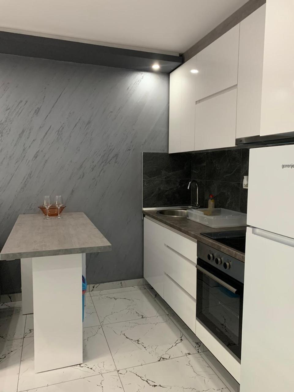 Apartamento Zlatna Plaza Bratunac Exterior foto